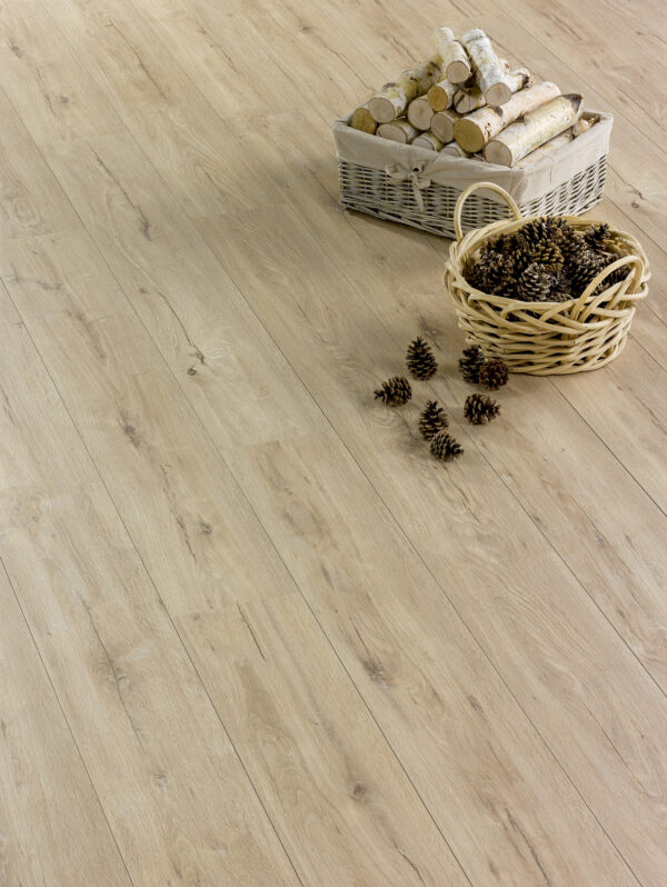Laminate Alsapan - Lady Oak(441) 8mm AC4