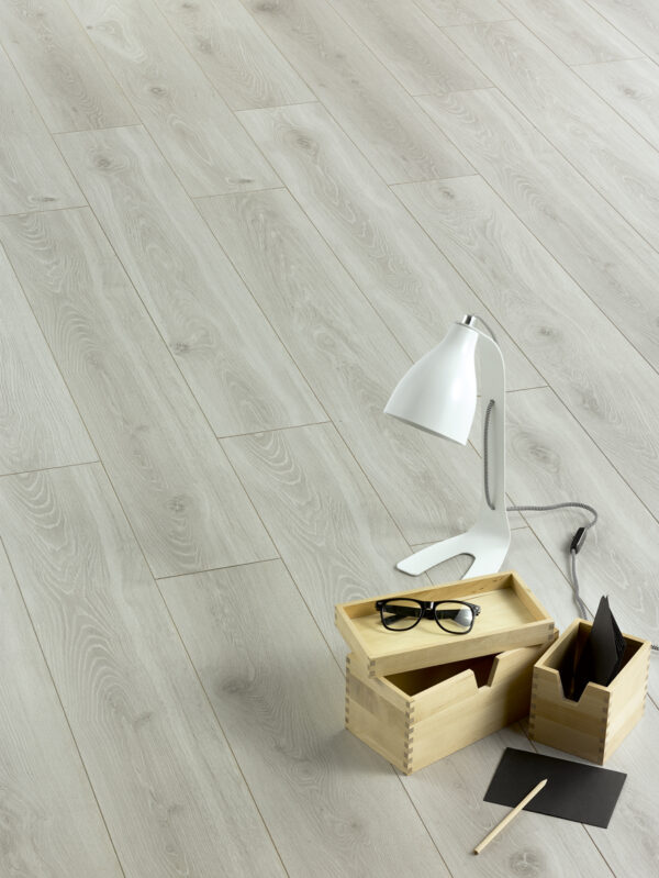 Laminate Alsapan - Light Grey Oak(448) 8mm AC5