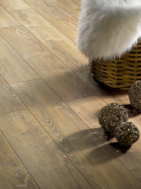 Laminate Alsapan - Balearic Oak(622) 12mm AC6