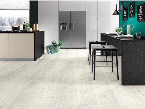Laminate Alsapan – Ice Oak(551) 7mm AC4